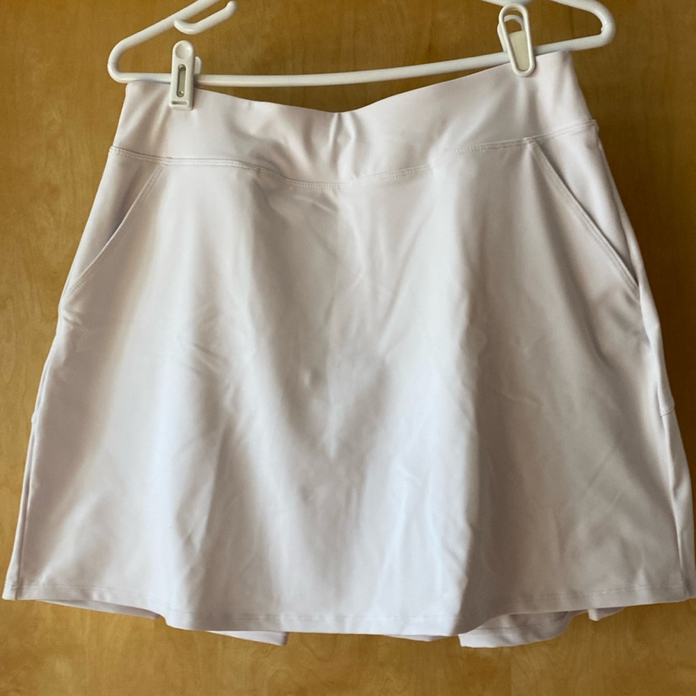 White skort for golf/tennis/walking